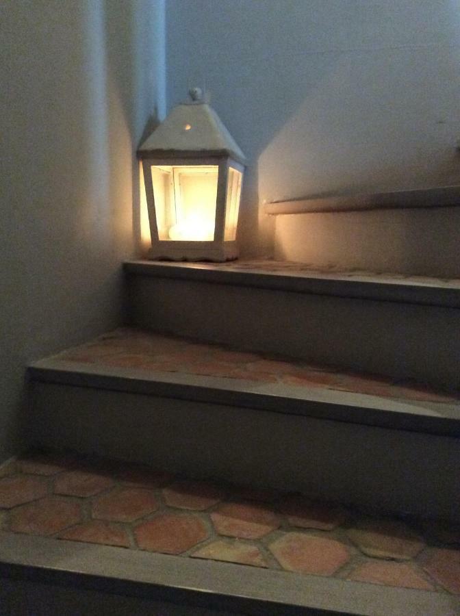 ガッサン Le Mas Amore Bed & Breakfast エクステリア 写真